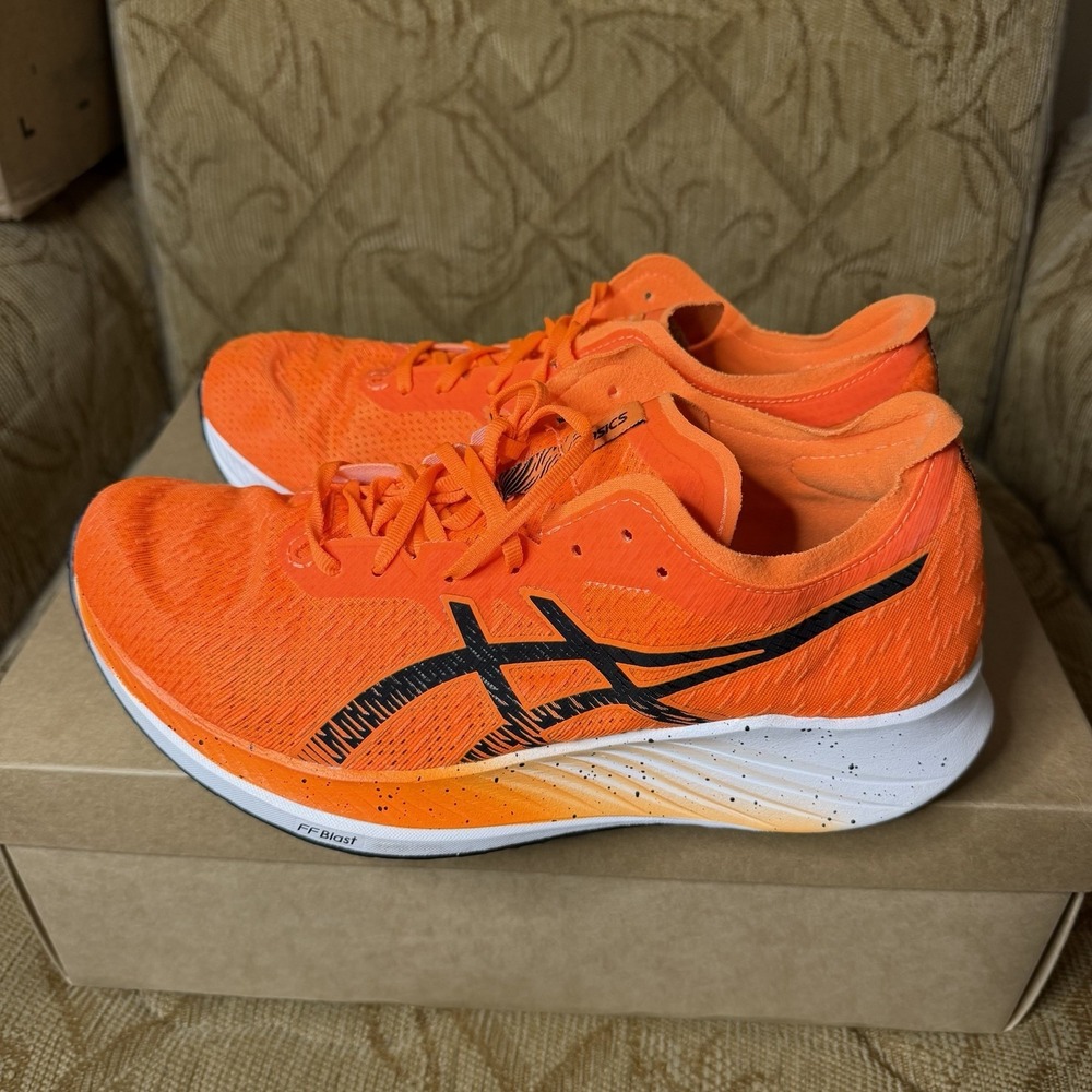 Asics Magic Speed Mens Size 8.5 Orange Black Athletic Running Shoes Sneakers EUC